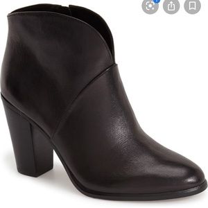 Vince Camuto black booties 8.5